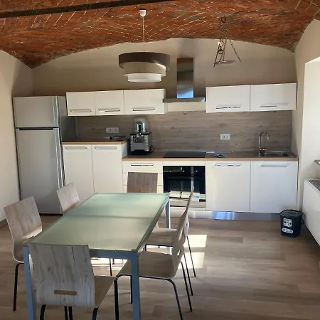 Residenza La Vigna. Villa *